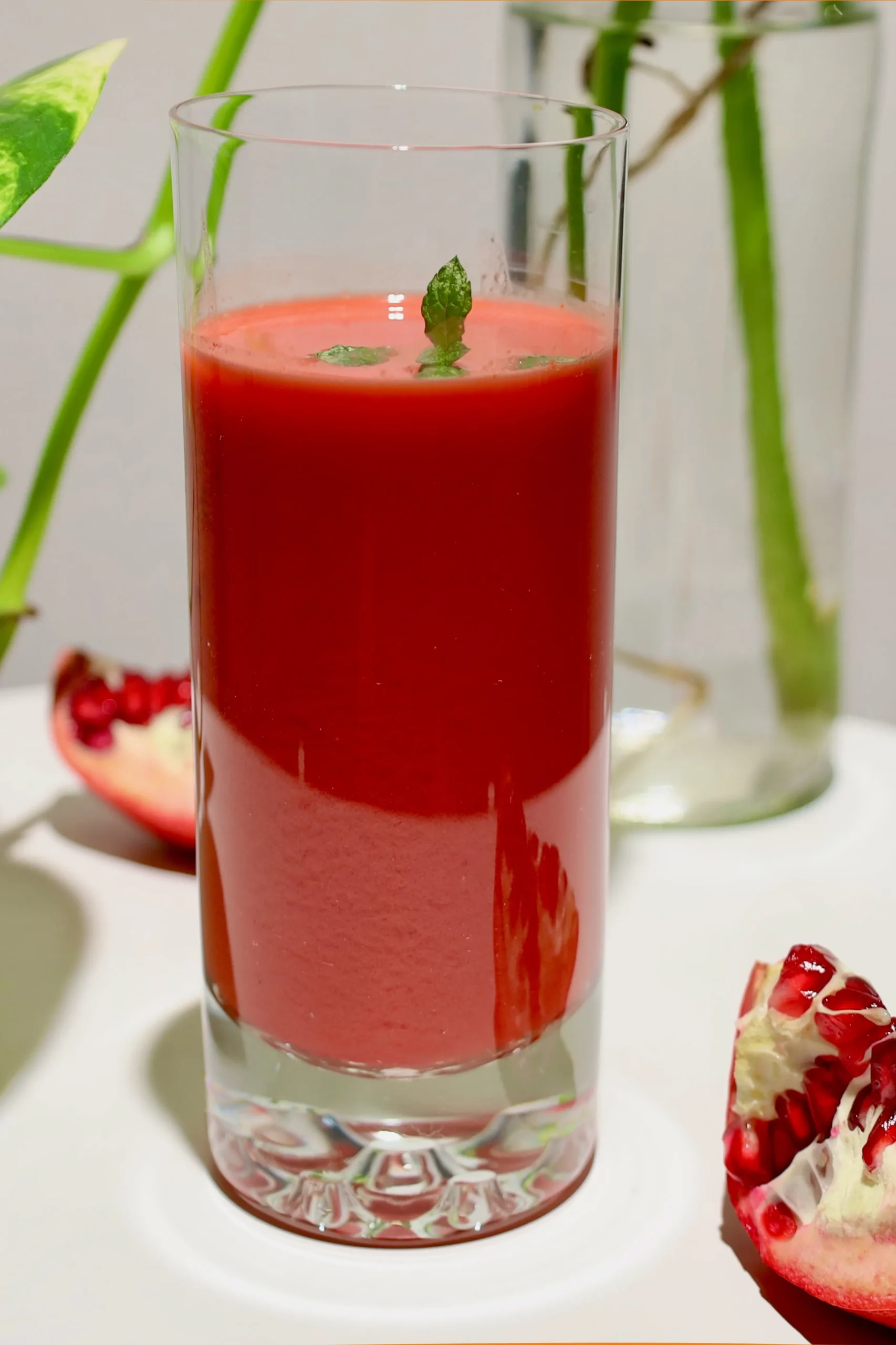 carrot and pomegranate juice