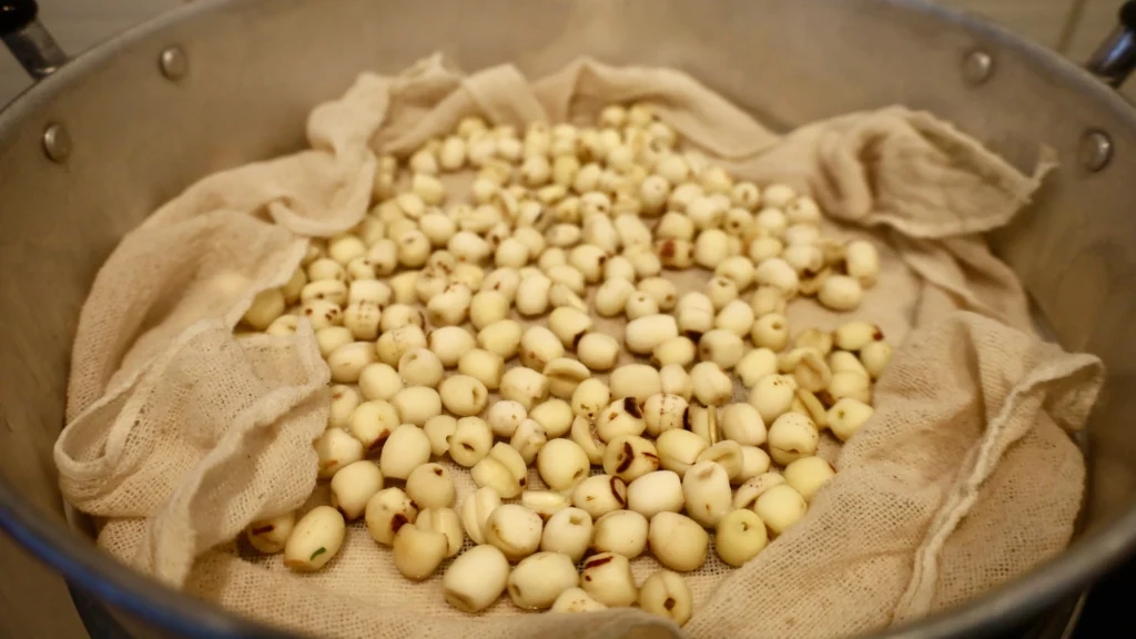 how-to-cook-and-eat-dried-lotus-seeds-keep-up-cooking