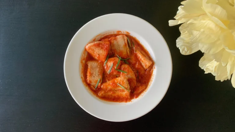 pangasius fish with tomato sauce
