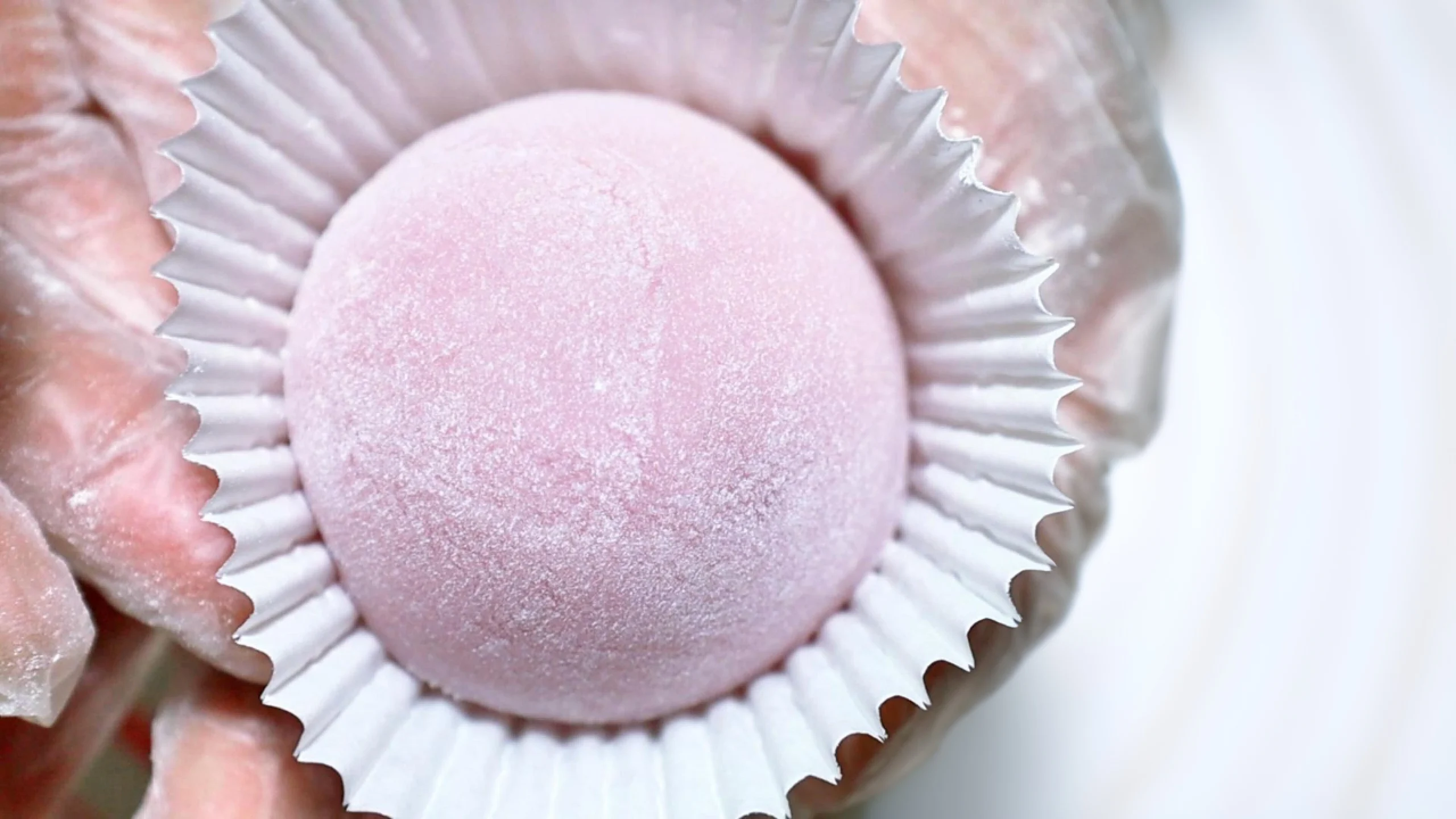 Simple Japanese Traditional Red Bean Mochi - Daifuku - Keep Up Cooking