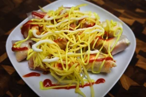 vietnamese rice paper rolls with egg