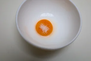 sponge cupcake with salted egg yolk